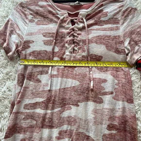 Pink Camo Lace Up Shirt - Picture 4 of 5
